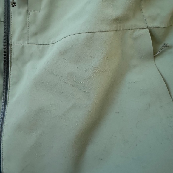 Flylow Women's Ski & Snow Jacket - Light Green - Picture 4 of 5